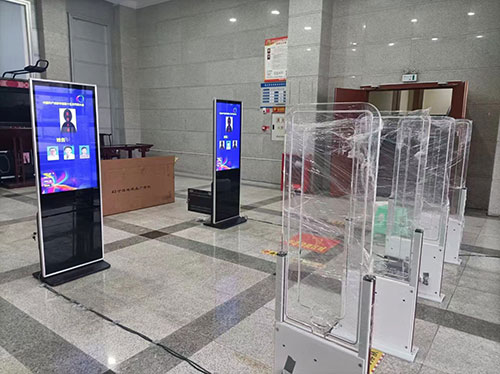 RFID görüşə daxil olmaq və davamiyyət üçün ağıllı qapı 7