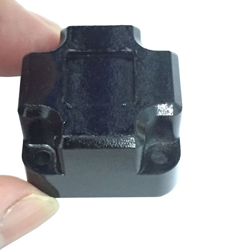 RFID kvadrat UHF yüksək temperatura davamlı və metal uzun məsafəli sənaye elektron etiketi