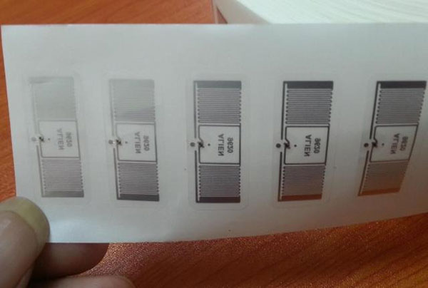 UHF elektron teq RFID etiketi yaş inlay UHF elektron teq/ H RF etiketi4